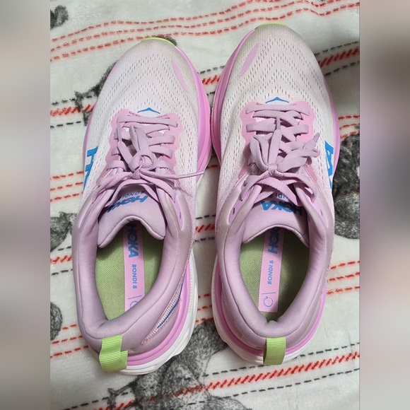 HOKA Women's Bondi 8 - Picture 4 of 10